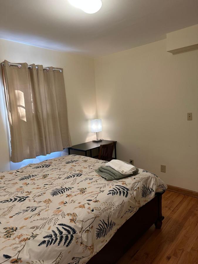 M1 Queen Size Bedroom With Desk Near Rutgers U & Hospitals New Brunswick Eksteriør billede